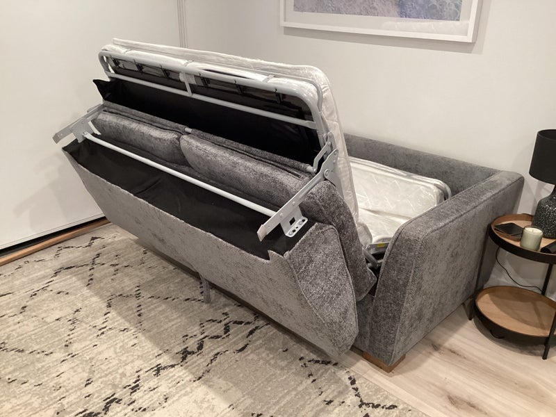 Sofa Bed 2.5 Seater 6 moths old from Freedom62934713197954113