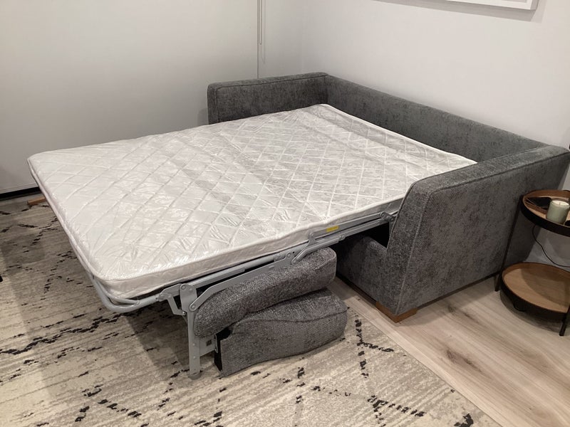 Sofa Bed 2.5 Seater 6 moths old from Freedom62934713197954114