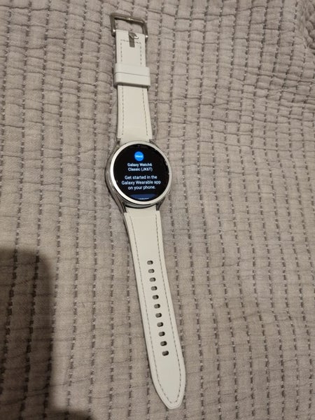 Galaxy Watch 6 Classic 43mm in good condition Carousel 1