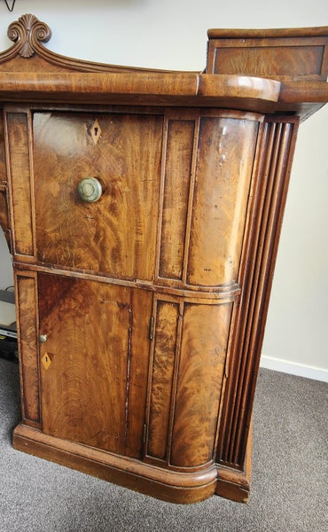Edwardian Mahogany Desk62970069320449112