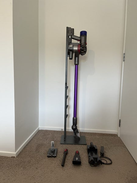 $1 RESERVE- Dyson- Brand NEW BATTERY ;-) Carousel 1