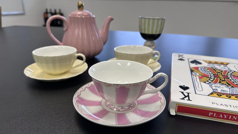 Alice In Wonderland Tea Party Set62934714214786111