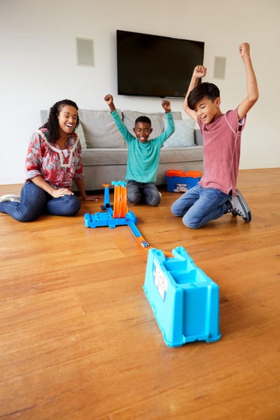 Hot Wheels Toy Car Track Set Track Builder Multi Loop Box Playset & 1:64 Scale V Carousel 2