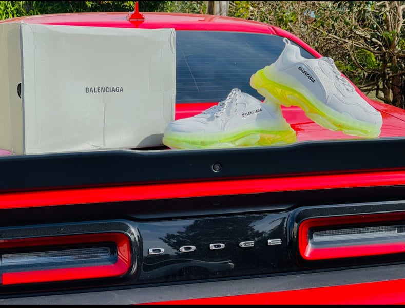 Balenciaga Triple S black/white neon-green sole — EU 43, w/box.629729183479071111