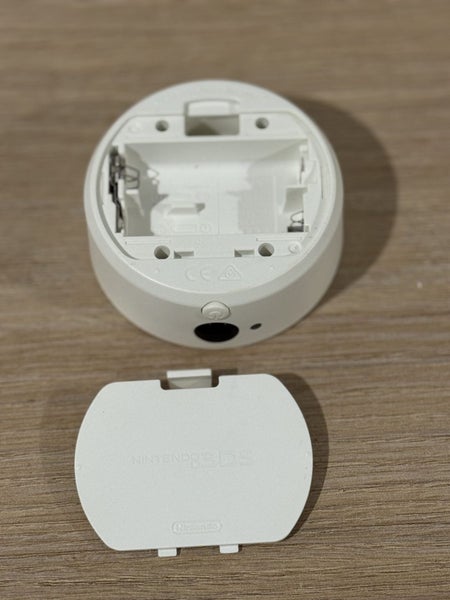 Amiibo Reader/Writer - 3DS Carousel 4