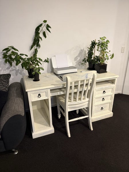 Computer Desk - Outback Carousel 2