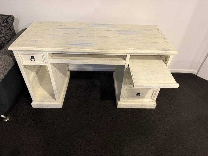 Computer Desk - Outback Carousel 4