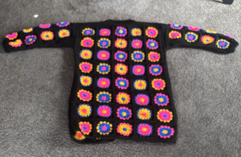 Hand crochet Cardigan Carousel 2