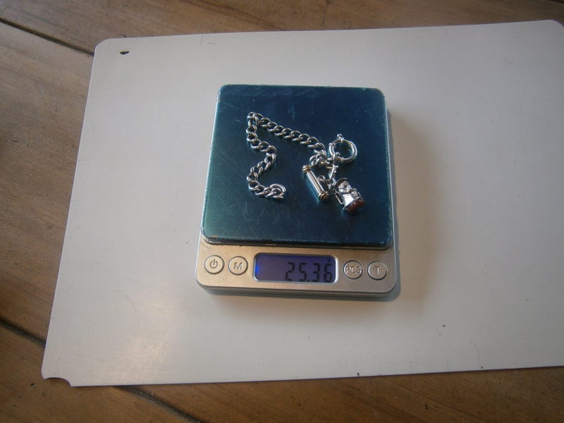 VTG. STG SILVER CHAIN BRACELET + TBAR & TOBY JUG CHARM (25.3gms) Carousel 7