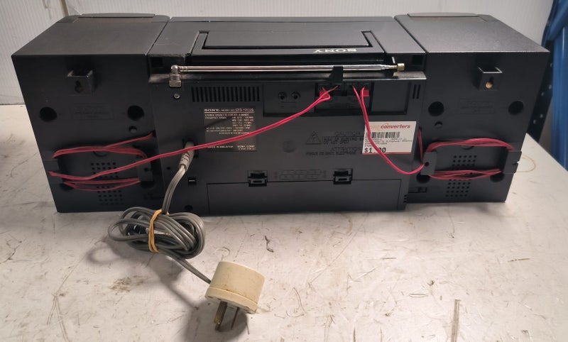 SONY CASSETTE PLAYER**$1 RESERVE**TAPE DECK NOT WORKING*#B21124365-6 Carousel 2