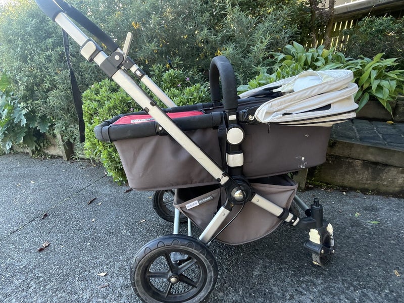 baby pram and stroller Carousel 2
