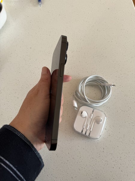 Iphone 14 Pro Max 512 GB ** Excellent Condition**62933722170881113