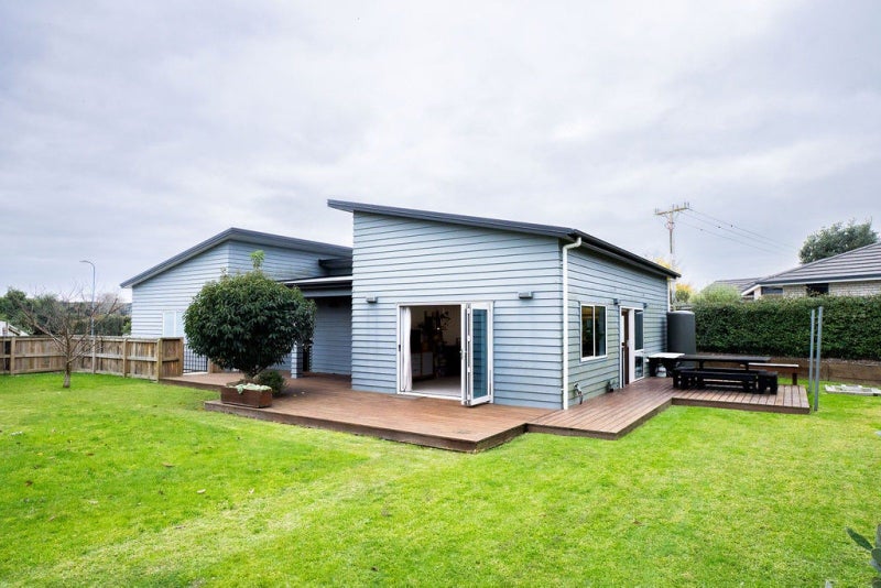 Image 1 of 40