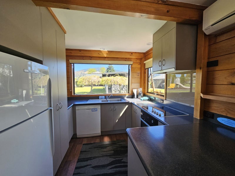 Timeshare Ownership / One Week for Sale / Kaimanawa Lodge – Two-Bedroom Unit62990725874691111