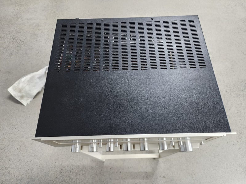 Marantz 1530 AM/FM Stero Receiver62935701234819112