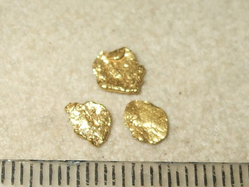 $1 RESERVE - THREE GOLD NUGGETS with Pyrex Vial Carousel 1