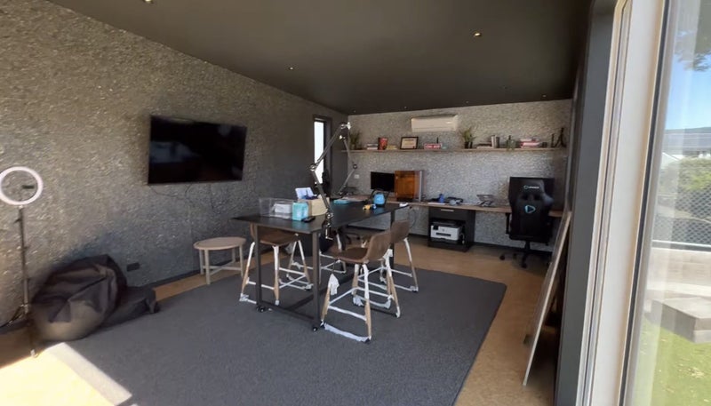 Ready-to-go 30sqm Studio! - No Consent needed Carousel 2