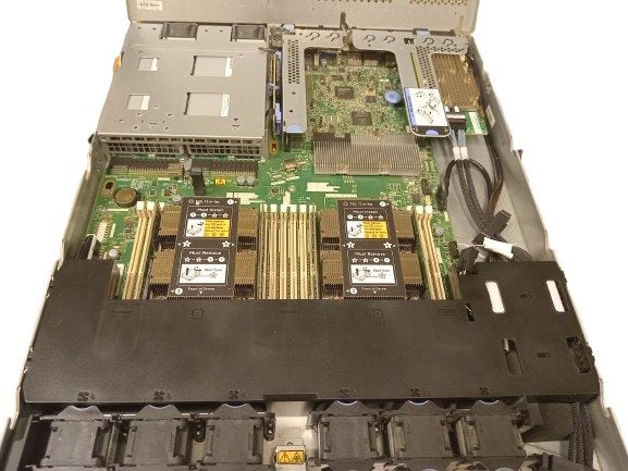 Lenovo SR530 ThinkSystem 1U 8xSFF, 2x Gold 6138 2Ghz 20-core,128Gb, 2x800Gb SSDs Carousel 2