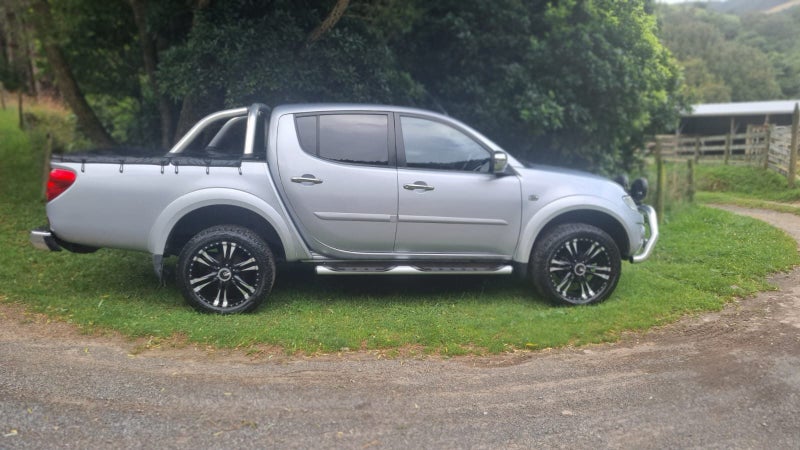 2014 Mitsubishi Triton D/Cab Gls63613196554242114