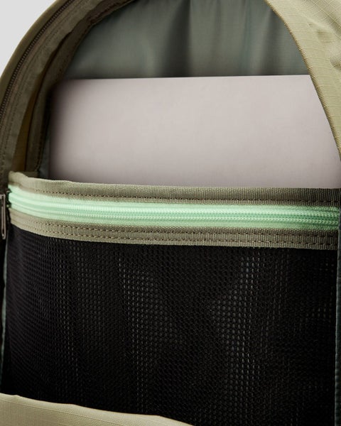 Kathmandu Axon Everyday Backpack - 18L Carousel 4