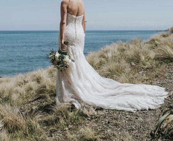 Wedding dress62935701375618113