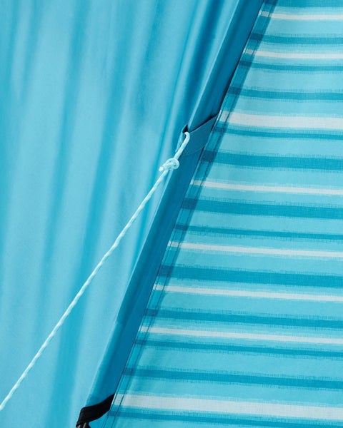 Kathmandu Retreat 3 Person Beach Shelter v4 Carousel 4