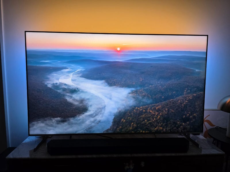Philips 75" 4K Mini LED with Ambilight Android Smart TV (Mint Condition)63003850493570113