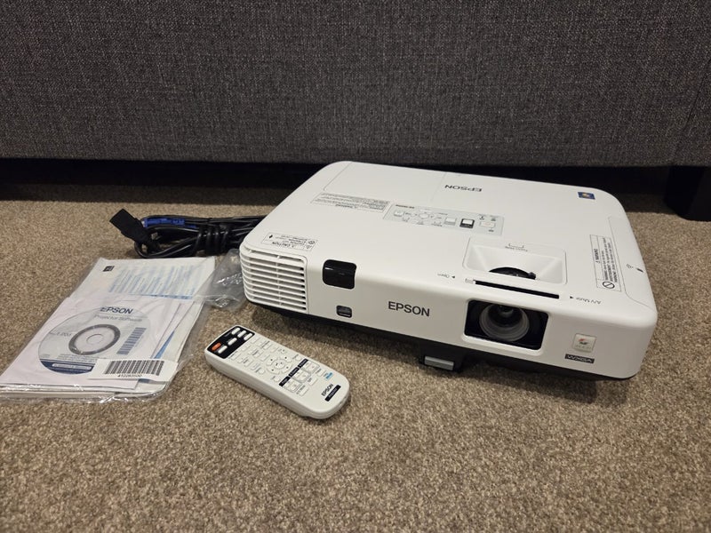As New Epson 4200 Lumens WiFi HD Projector <10 Hours62933725044097114