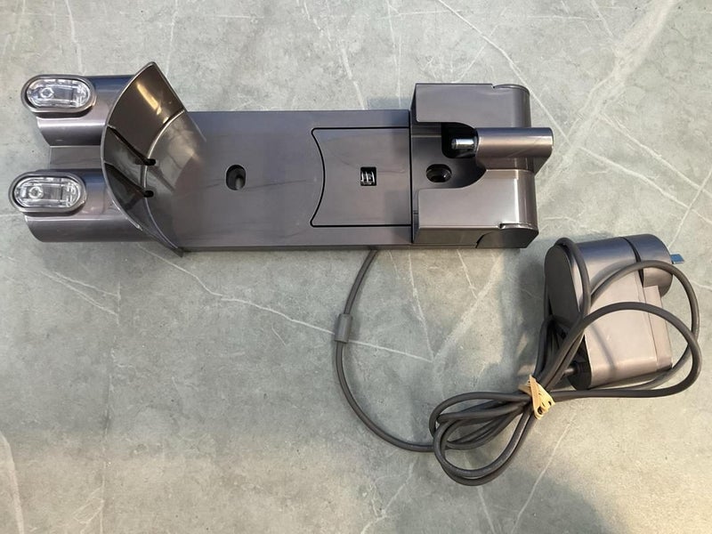 Dyson V6 Animal Cordless Bagless Stick Vac Carousel 14