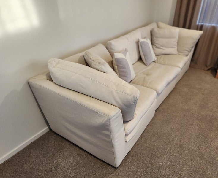 Marvellous linen 3.5 seater sofa63039328135939111