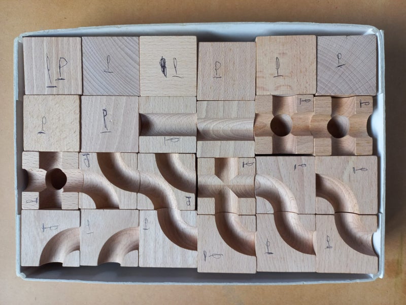 Cuboro Plus (24 cubes) Marble Run used Carousel 2