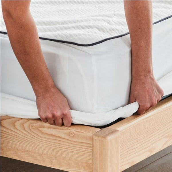 Ecosa Waterproof Mattress Protector - King size (203x183cm) Carousel 1