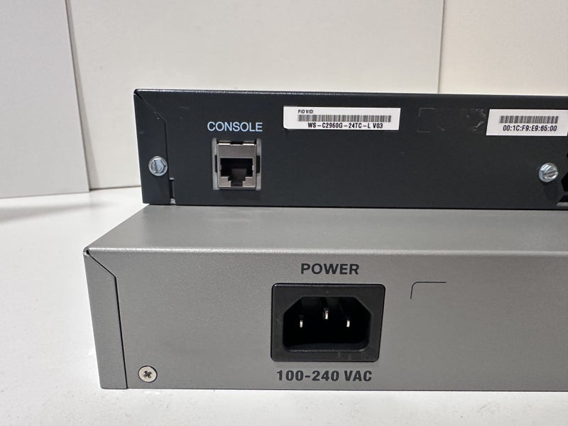 $1 Res Two x Cisco Switches - Cisco Catalyst 2960 and Cisco SGE2000 24-PORT62934719387651114