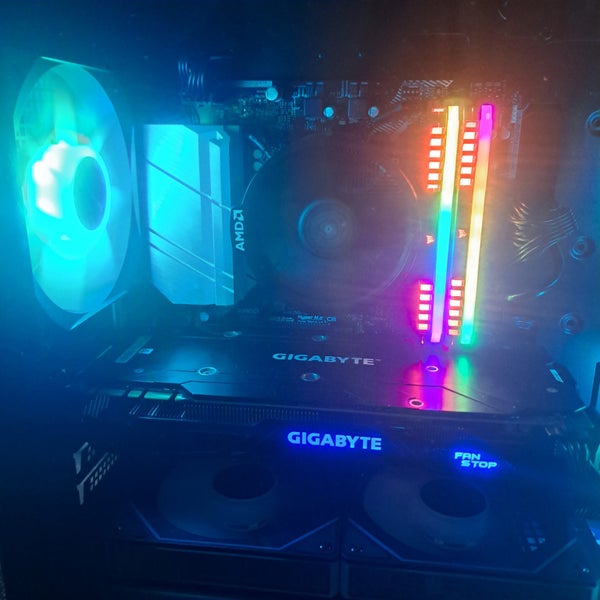 Tiny kiwi Gaming pc62932721957761114