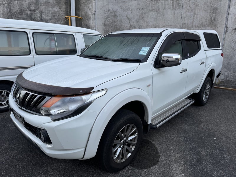 2017 Mitsubishi Triton D/Cab Glxr63612503733761112