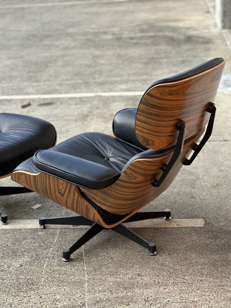 SPECTACULAR REPLICA EAMES LEATHER ARMCHAIR & OTTOMAN Carousel 11