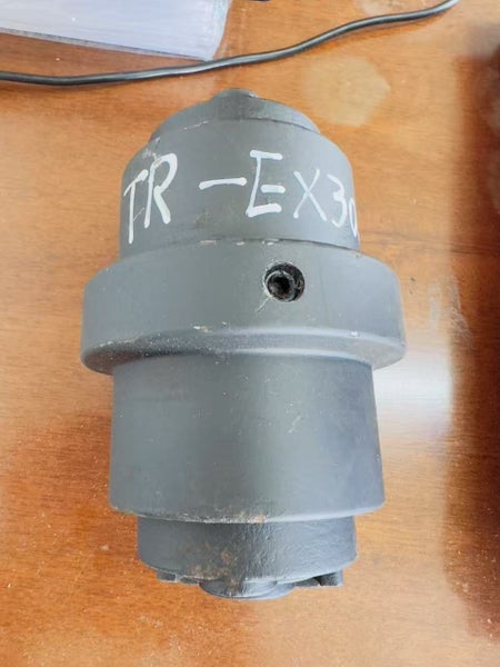 Track Roller for Hitachi EX30 EX40 EX55 EX60-2 EX70 EX120-3/5 EX200-2/3/6 EX400 Carousel 1