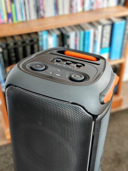 Large JBL Partybox 710 (near new condition)62934720661635114