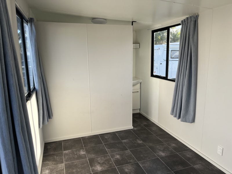 KEA Cabin 5.7 x 2.5 FOR SALE Carousel 20