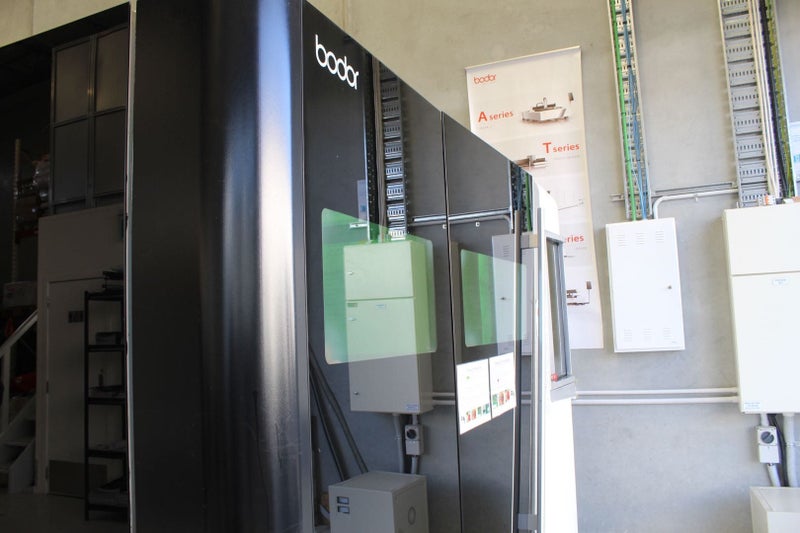 BODOR Fiber Laser Cutting Machine 2KW 3015 Enclosed Exchange Table62932725074305112