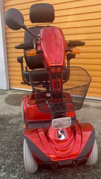Pride Pathrider Mid Size Mobility Scooter Carousel 2