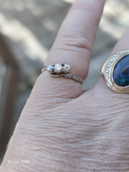 $1 Antique 18ct Gold and Platinum Diamond Ring 1.94gm Carousel 12