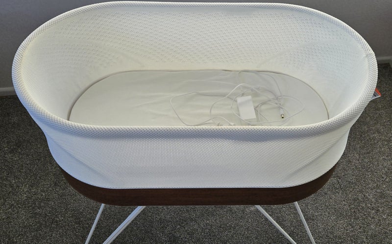 Genuine Baby SNOO - smart Bassinet NEW62944295492737111