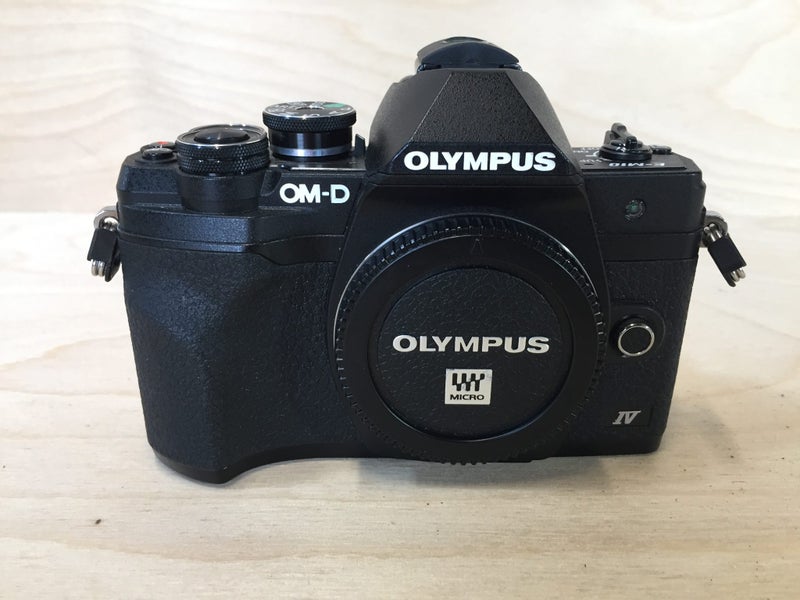 Olympus OM E10 Mark iv62932725775107111