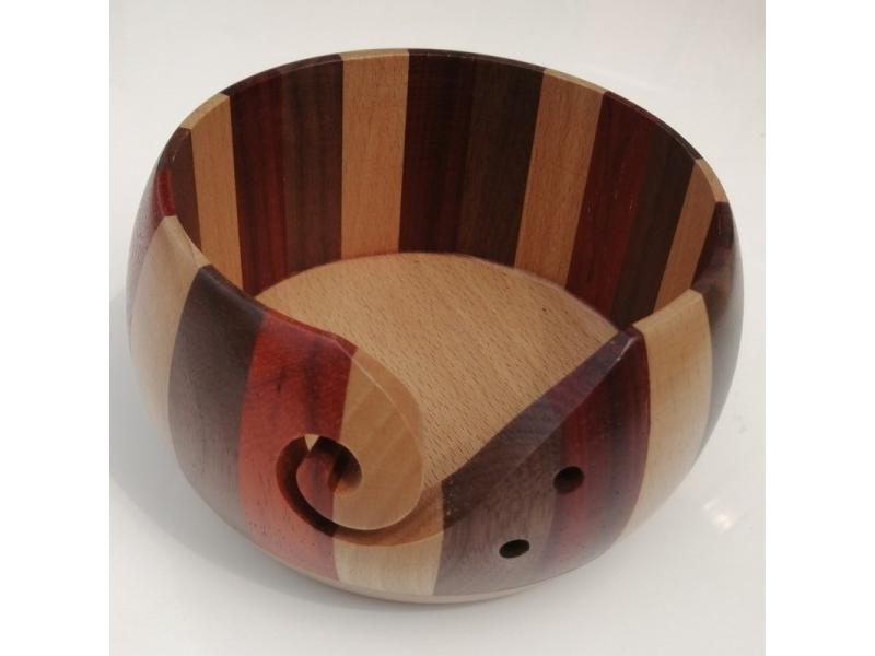 Premium Round Wool Storage Knitted Crocheted Wool Holder Wooden Yarn Bowl Yarn Carousel 1