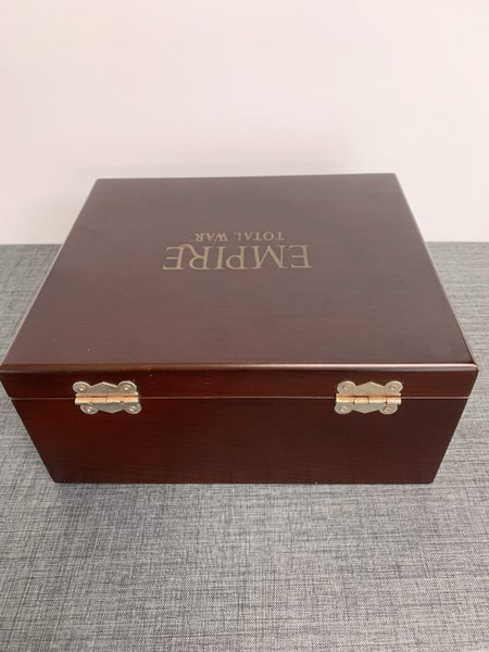 Empire Total War Collectors Box (PC) Carousel 2