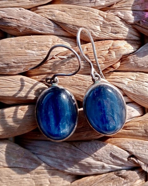 STG Silver Blue Kyanite earrings Carousel 1