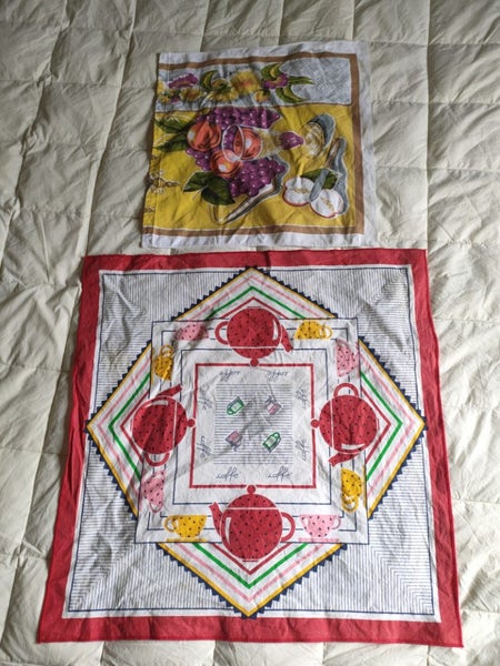 Vintage retro printed cotton tablecloths Carousel 1