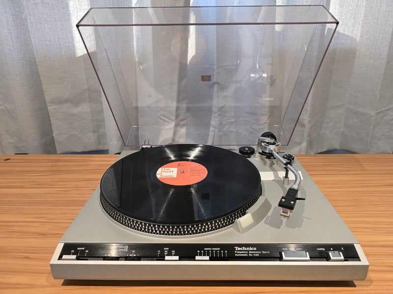 Technics SL-230 Fully Automatic Turntable629347213708831124