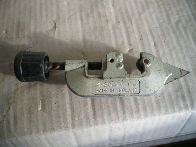 "MONUMENT" Pipe Cutter Carousel 1